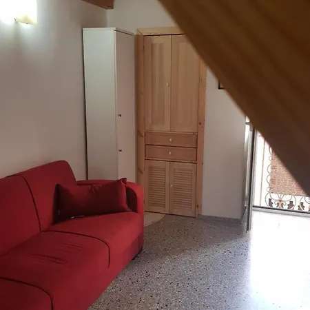 Delizioso Monolocale Nyaraló Parabita